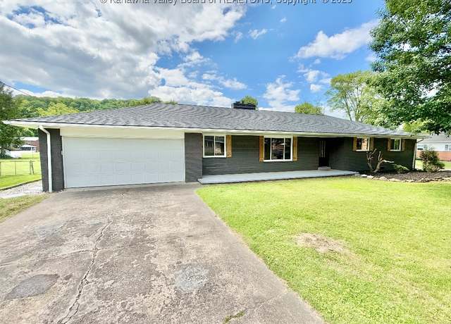 Property at 25 Lee Dr, Saint Albans, WV 25177, 4 beds, 3 baths