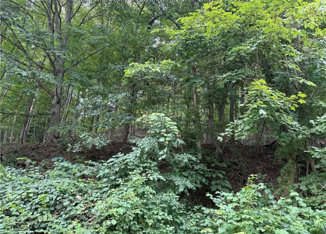 Property at 1037 Maccorkle Ave, St Albans, WV 25177