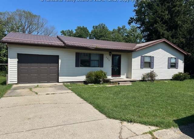 Property at 105 Rolling Acres Road Rd, Winfield, WV 25213, 3 beds, 1 bath