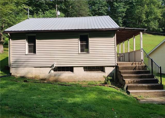 Property at 64 Haystack Ln, Charleston, WV 25311, 1 bed, 1 bath