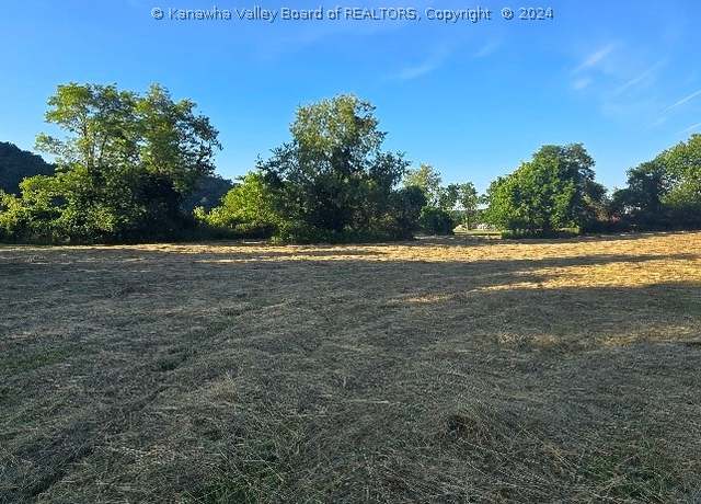 Property at 13084 Winfield Rd, Winfield, WV 25213
