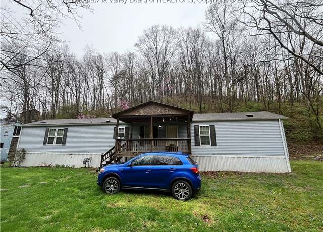 Property at 2110 Woodward Dr, Charleston, WV 25312, 3 beds, 2 baths