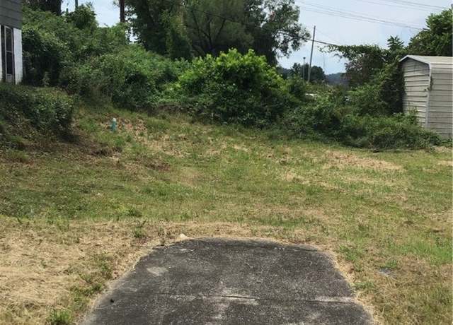 Property at 557 Greenway Ave, South Charleston, WV 25309