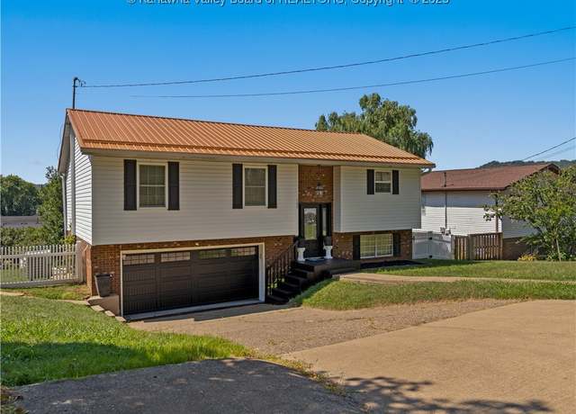 Property at 102 Janette Dr, Poca, WV 25159, 3 beds, 2 baths
