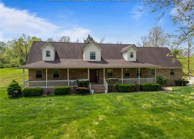 Property at 23 Hidden Acres Ln, Huntington, WV 25704, 3 beds, 2.5 baths