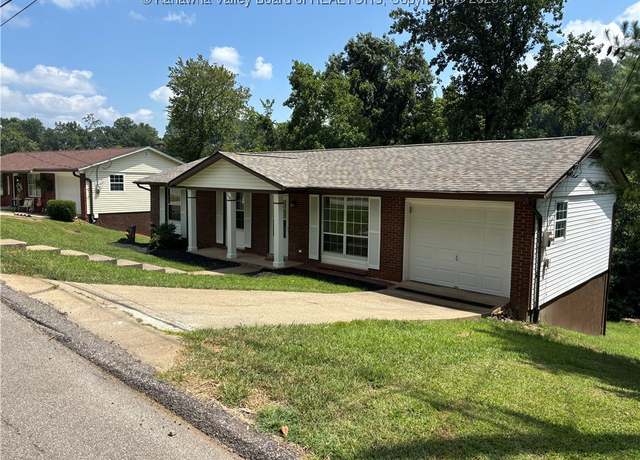Property at 1504 Susan Rd, South Charleston, WV 25303, 4 beds, 3 baths