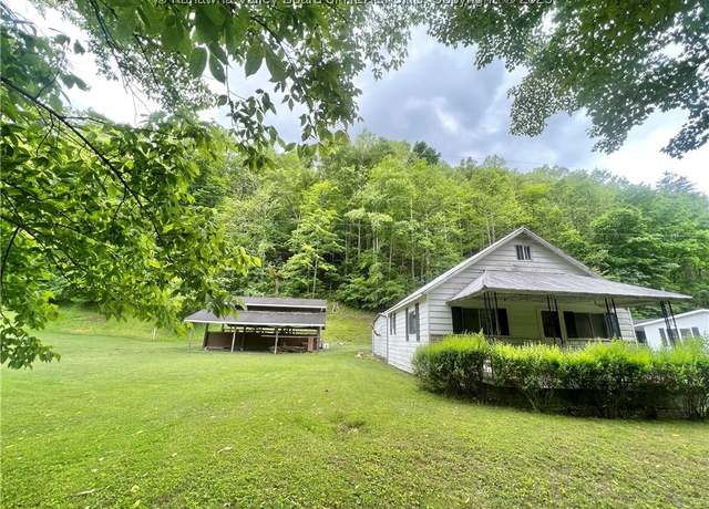 Property at 2743 Big Ugly Creek Rd, Chapmanville, WV 25508, 3 beds, 2 baths