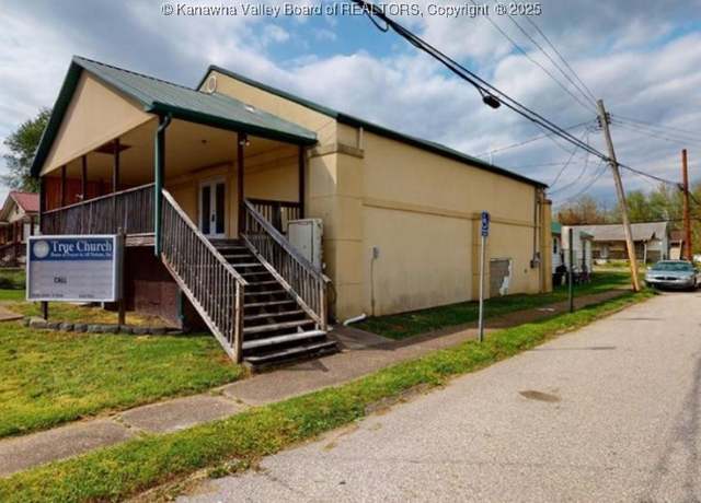 Property at 3919 39th St, Nitro, WV 25143, 1 bed, 2 baths