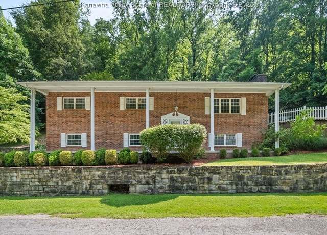 Property at 169 Burning Springs Dr, Belle, WV 25015, 3 beds, 2.5 baths