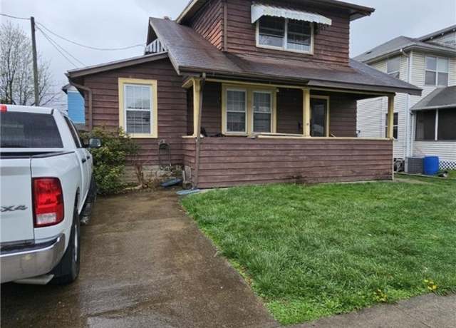 Property at 521 Roane St, Charleston, WV 25302, 3 beds, 2 baths