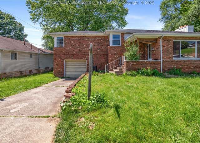 Property at 467 23rd St, Dunbar, WV 25064, 3 beds, 2 baths