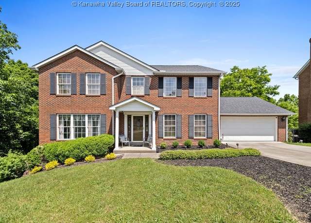Property at 41 Pinnacle Dr, Charleston, WV 25311, 4 beds, 3.5 baths