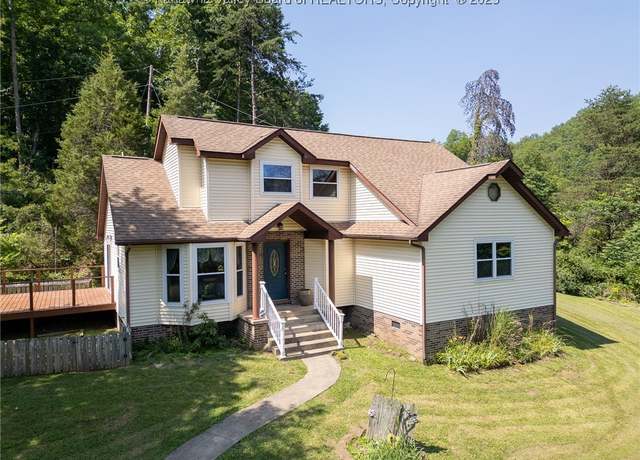 Property at 5214 Route 10, Barboursville, WV 25504, 3 beds, 2.5 baths