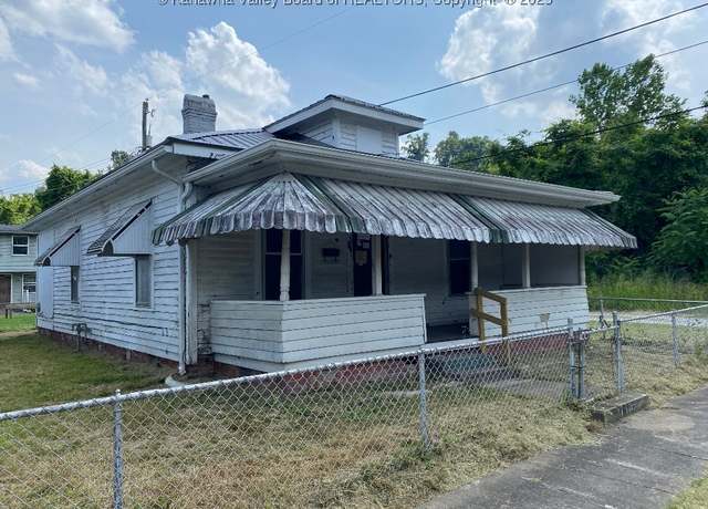 Property at 1302 Maple St, Kenova, WV 25530, 3 beds, 1 bath