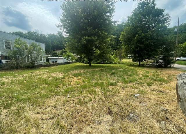 Property at 4253 W Washington St, Charleston, WV 25387