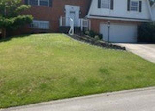 Property at 1986 Parkwood Rd, Charleston, WV 25314, 4 beds, 3 baths