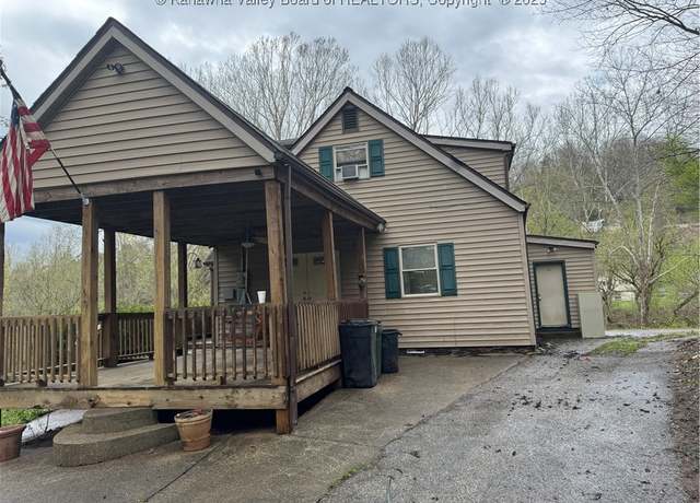 Property at 26 Bethmont Dr, Clendenin, WV 25045, 3 beds, 1.5 baths