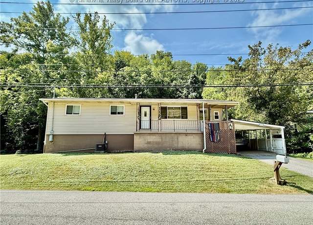 Property at 3505 16th Street Rd, Huntington, WV 25701, 3 beds, 1.5 baths