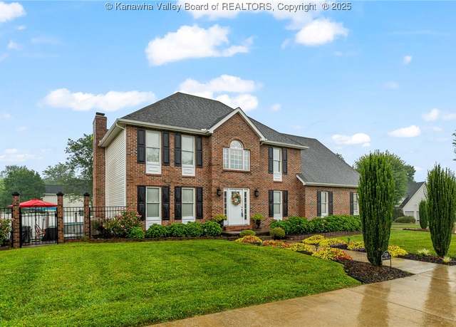Property at 1220 Hickory Mills Dr, Hurricane, WV 25526, 5 beds, 2.5 baths