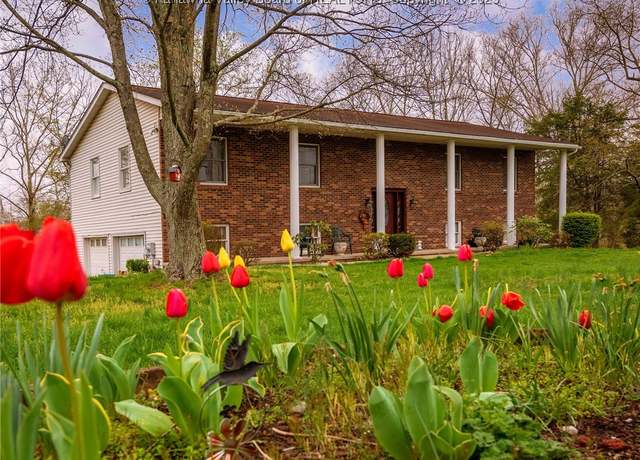 Property at 139 Betty Ln, Scott Depot, WV 25560, 4 beds, 2.5 baths