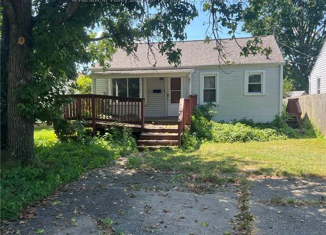 Property at 2121 Wilson Ave, St Albans, WV 25177, 2 beds, 1 bath