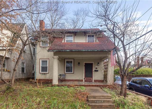 Property at 1212 10th St, Huntington, WV 25701, 3 beds, 2.5 baths