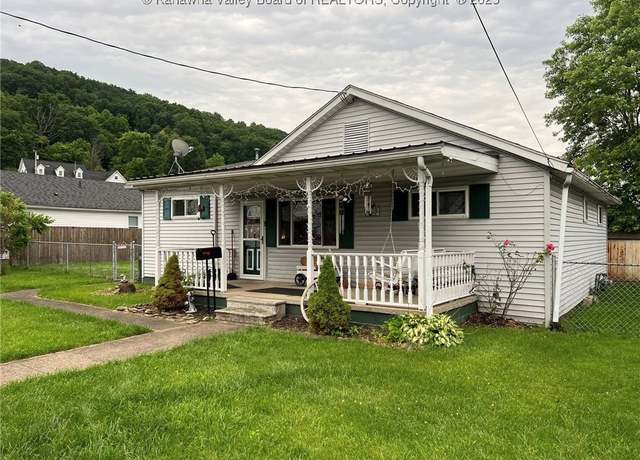 Property at 1324 13th St, Nitro, WV 25143, 4 beds, 2 baths