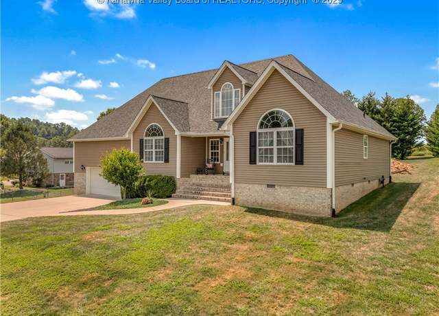 Property at 16 Chemar Dr, Hurricane, WV 25526, 3 beds, 2 baths
