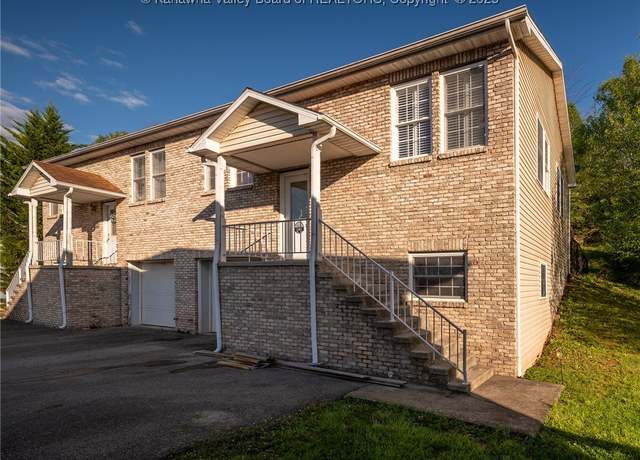Property at 107 Kama Ln, Charleston, WV 25313, 3 beds, 2 baths