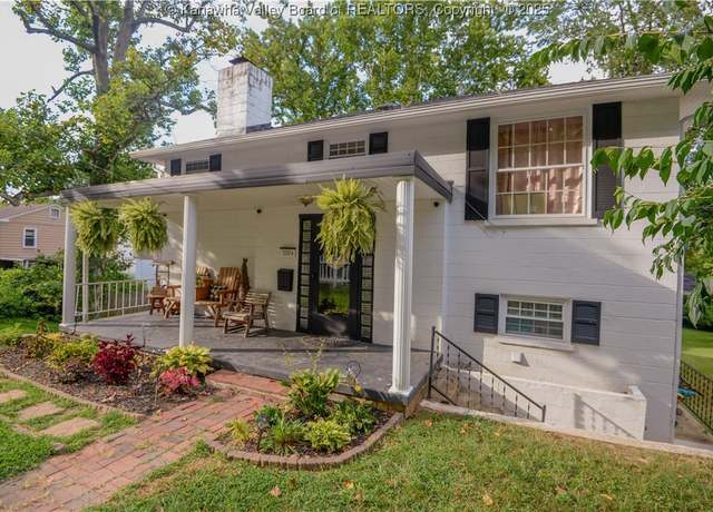 Property at 1004 Northway Dr, St Albans, WV 25177, 4 beds, 2.5 baths