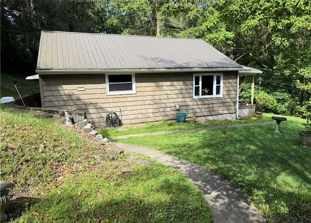 Property at 129 Atlas Rd, South Charleston, WV 25309, 2 beds, 1 bath
