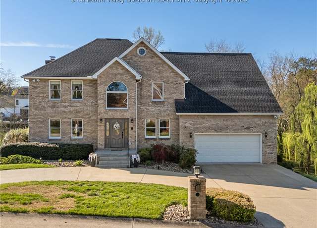 Property at 1205 Crown Point Dr, Hurricane, WV 25526, 5 beds, 3.5 baths