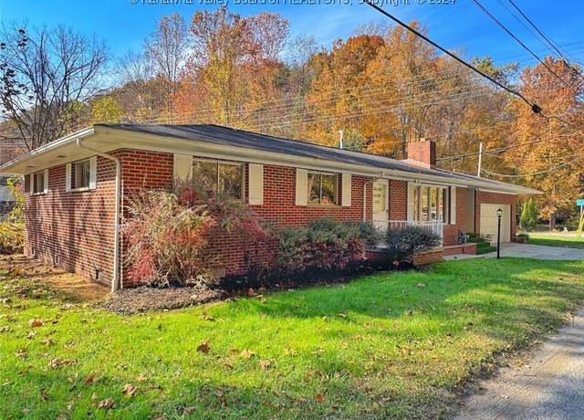 Property at 1526 Trace Fork Rd, South Charleston, WV 25309, 3 beds, 1.5 baths