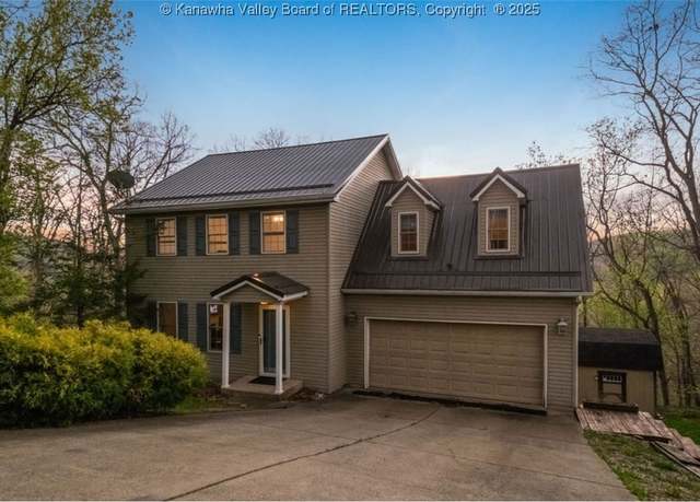 Property at 413 Skyline Dr, Charleston, WV 25302, 4 beds, 2.5 baths