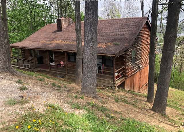 Property at 200 Joan Pl, New Haven, WV 25265, 3 beds, 2.5 baths