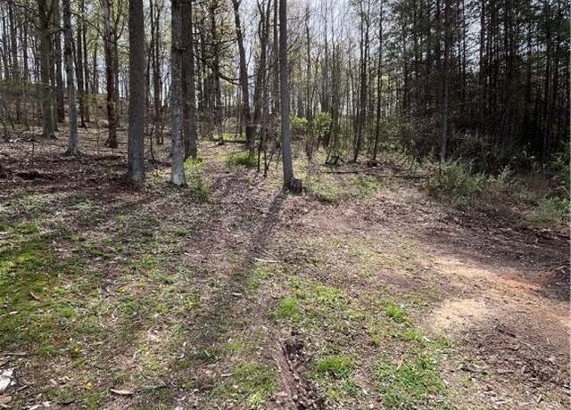 Property at 25 Pinson Dr, Winfield, WV 25213