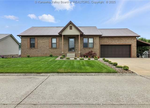 Property at 1504 Thistlewood Dr, Hurricane, WV 25526, 3 beds, 3 baths