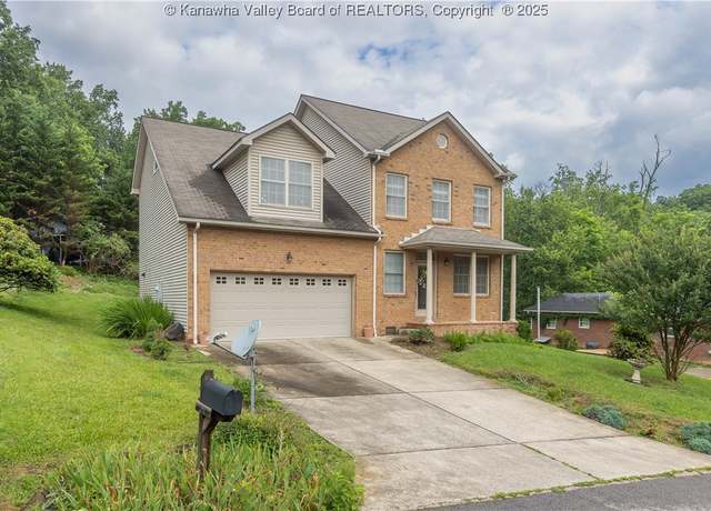 Property at 705 Christian Dr, Charleston, WV 25314, 3 beds, 2.5 baths