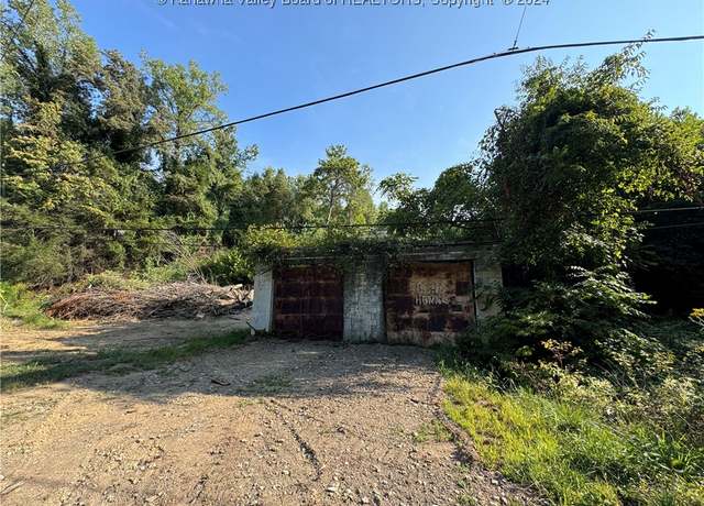 Property at 1526 Coonskin Dr, Charleston, WV 25311