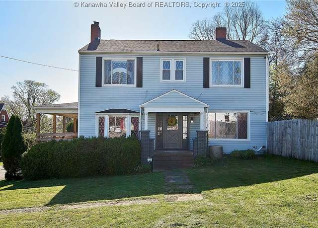 Property at 607 Piccadilly St, Charleston, WV 25302, 3 beds, 2.5 baths