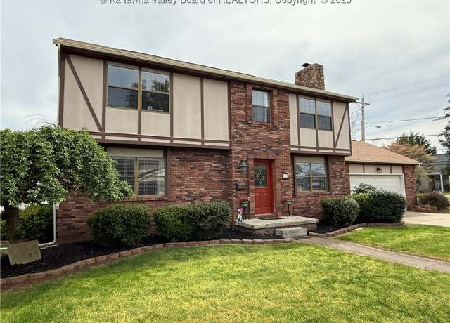 Property at 1 Wakefield Rd, Point Pleasant, WV 25550, 4 beds, 2.5 baths