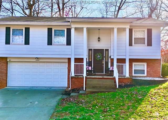 Property at 2300 South Walnut Dr, Saint Albans, WV 25177, 3 beds, 2 baths