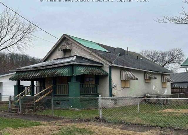 Property at 3608 36th St, Nitro, WV 25143, 2 beds, 1 bath