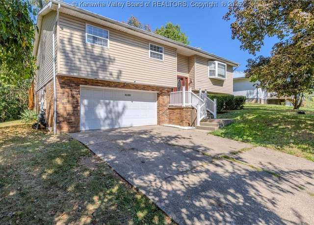 Property at 1606 Upper Midway Dr, Dunbar, WV 25064, 4 beds, 3 baths
