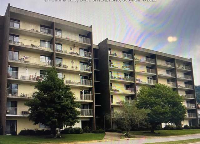 Property at 2106 Kanawha Blvd E #503, Charleston, WV 25311, 1 bed, 1 bath