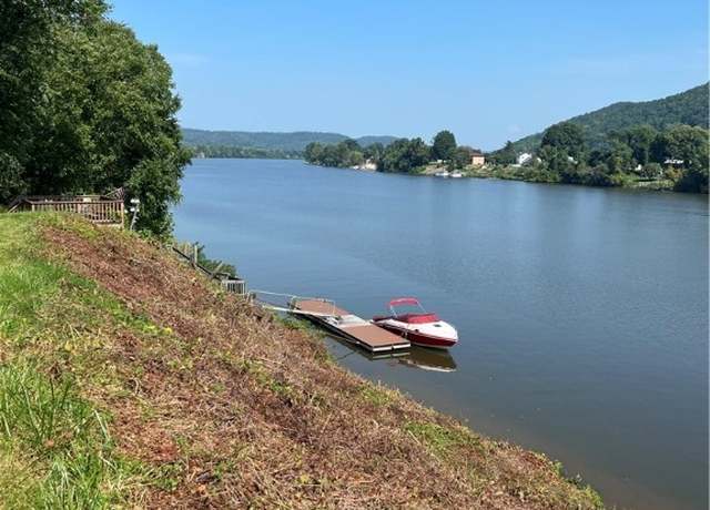 Property at 64 First Ave, Saint Albans, WV 25177