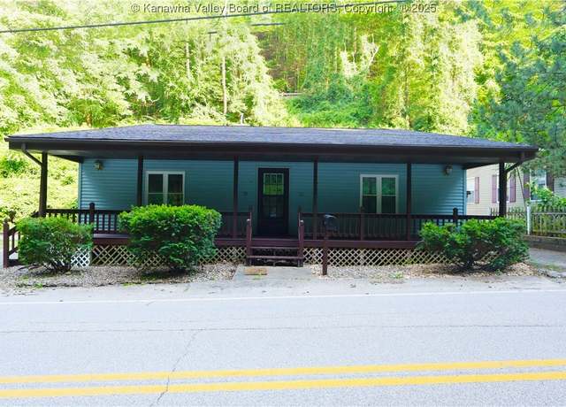 Property at 442 Porter Rd, Charleston, WV 25314, 4 beds, 2 baths