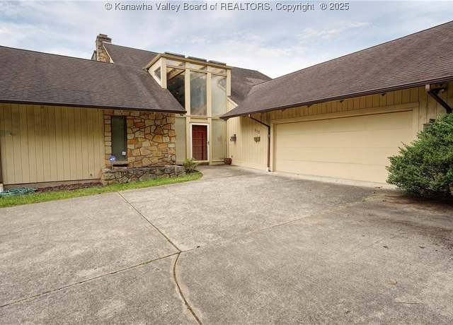 Property at 838 Lower Chester Rd, Charleston, WV 25302, 4 beds, 2.5 baths