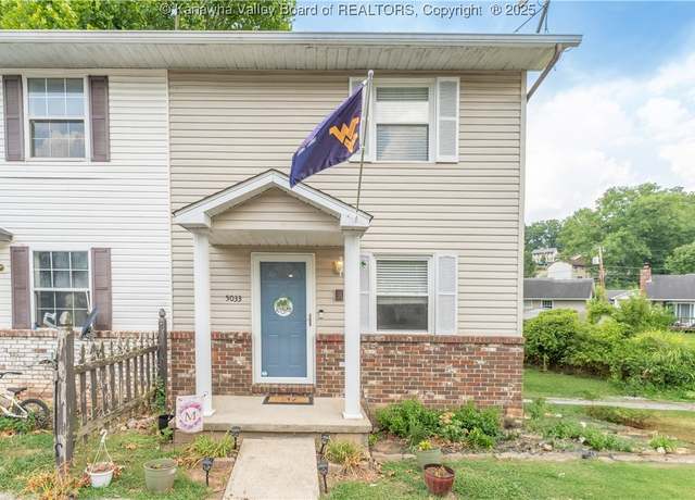 Property at 5033 St Patrick Cir, Cross Lanes, WV 25313, 2 beds, 1.5 baths