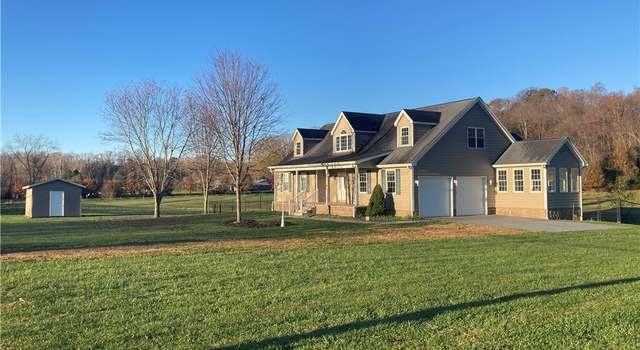 Photo of 2344 Hanging Rock Rd, West Columbia, WV 25287